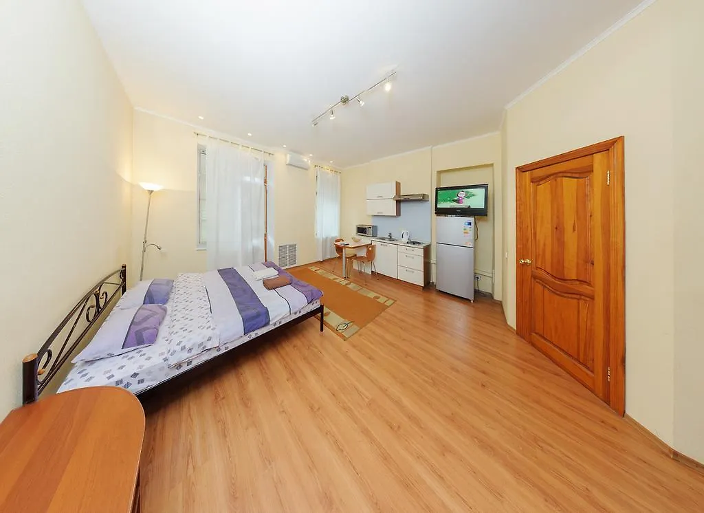Hotrent Sity Studio Apartment Kyiv